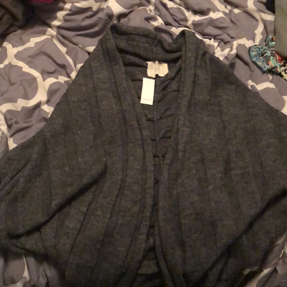 NWT Cardigan Shaw